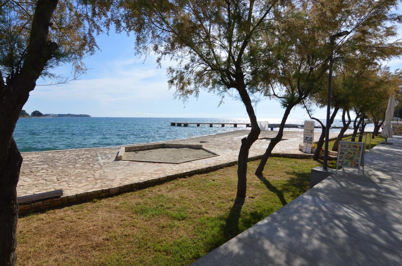 Apartmani Dekovic Materada Porec Esterno foto