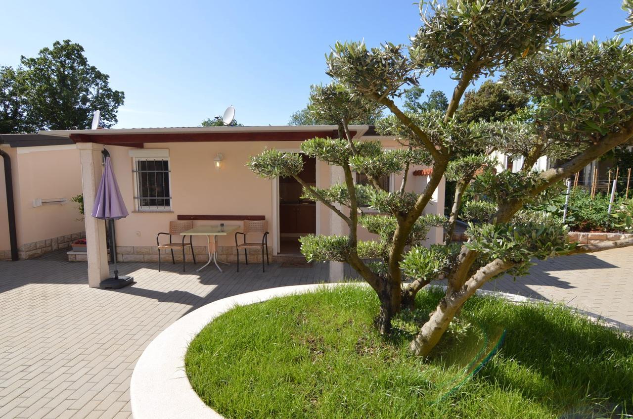 Apartmani Dekovic Materada Porec Esterno foto