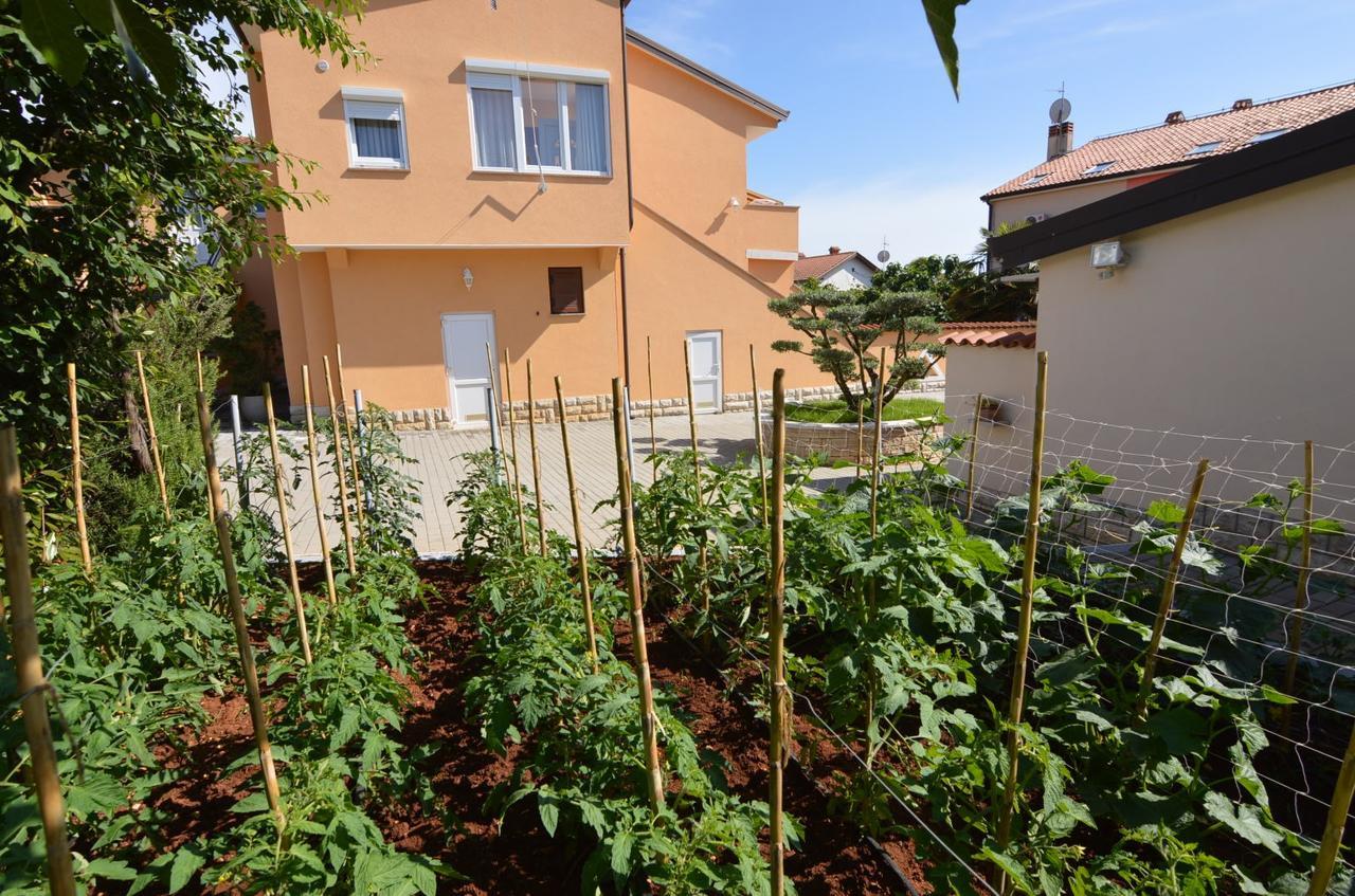 Apartmani Dekovic Materada Porec Esterno foto