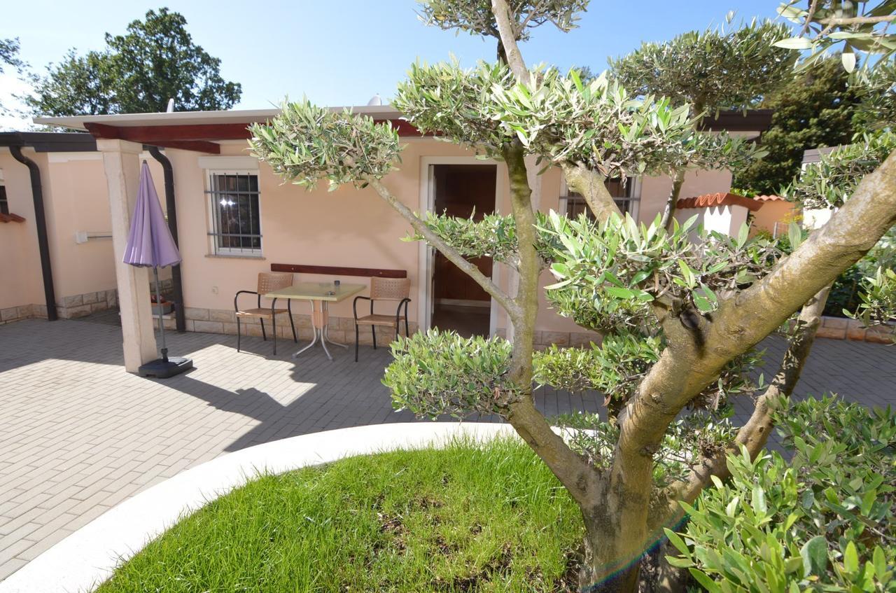 Apartmani Dekovic Materada Porec Esterno foto