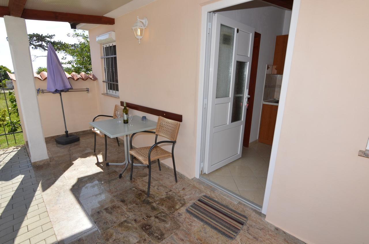 Apartmani Dekovic Materada Porec Camera foto