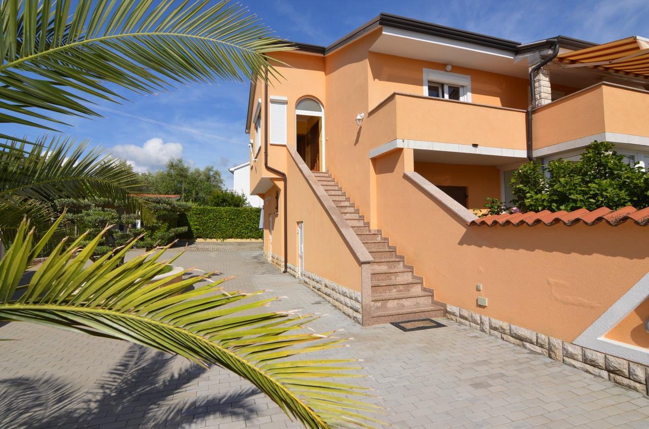Apartmani Dekovic Materada Porec Esterno foto