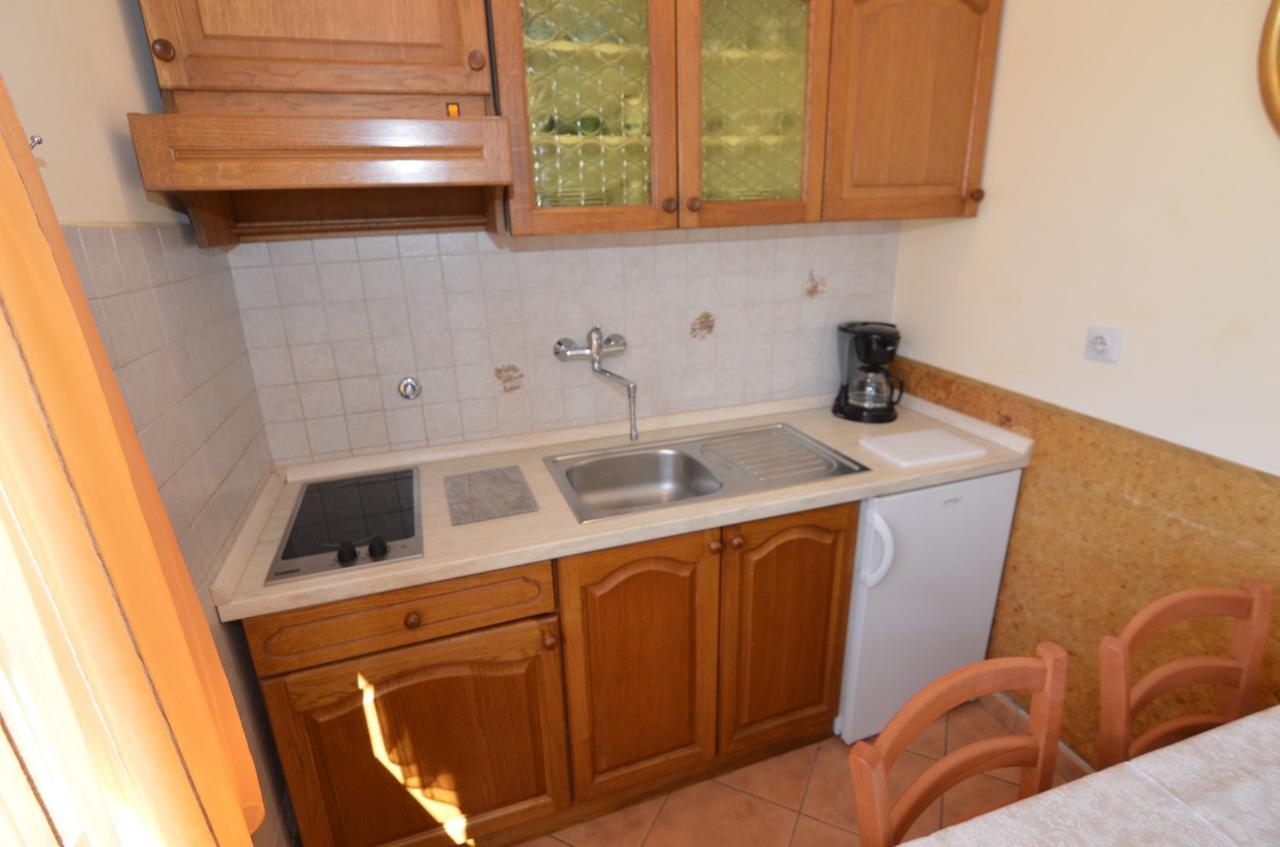 Apartmani Dekovic Materada Porec Camera foto
