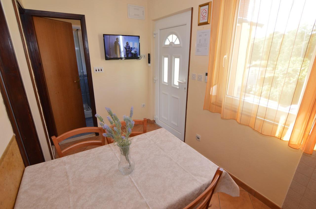 Apartmani Dekovic Materada Porec Camera foto
