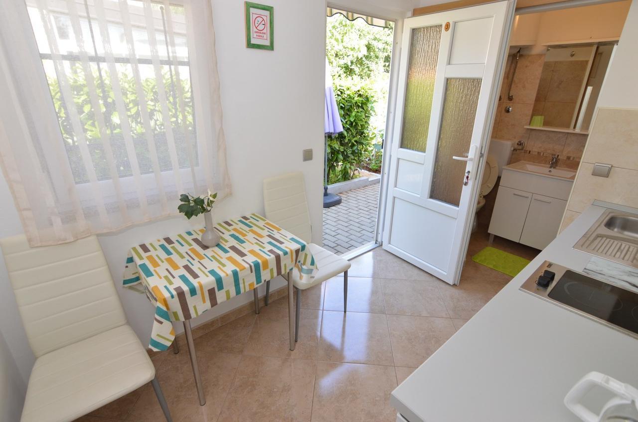 Apartmani Dekovic Materada Porec Camera foto