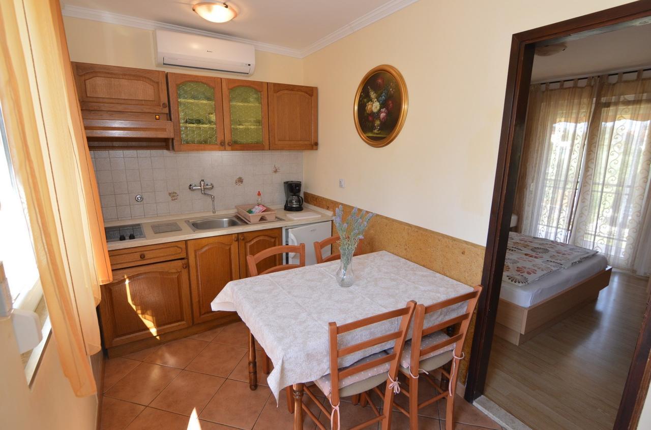 Apartmani Dekovic Materada Porec Camera foto