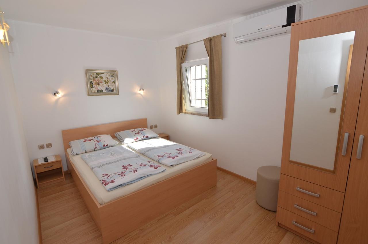Apartmani Dekovic Materada Porec Camera foto